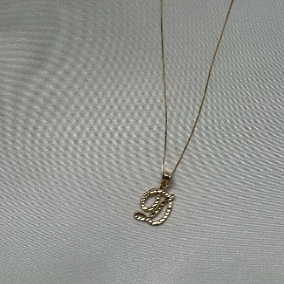 Initial or letter charm 14k Solid Gold initial Pendant | perfect gift | letter D - Picture 7 of 10